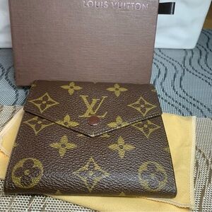 Pre Owned Louis Vuitton Brown Monogram Women's Wallet